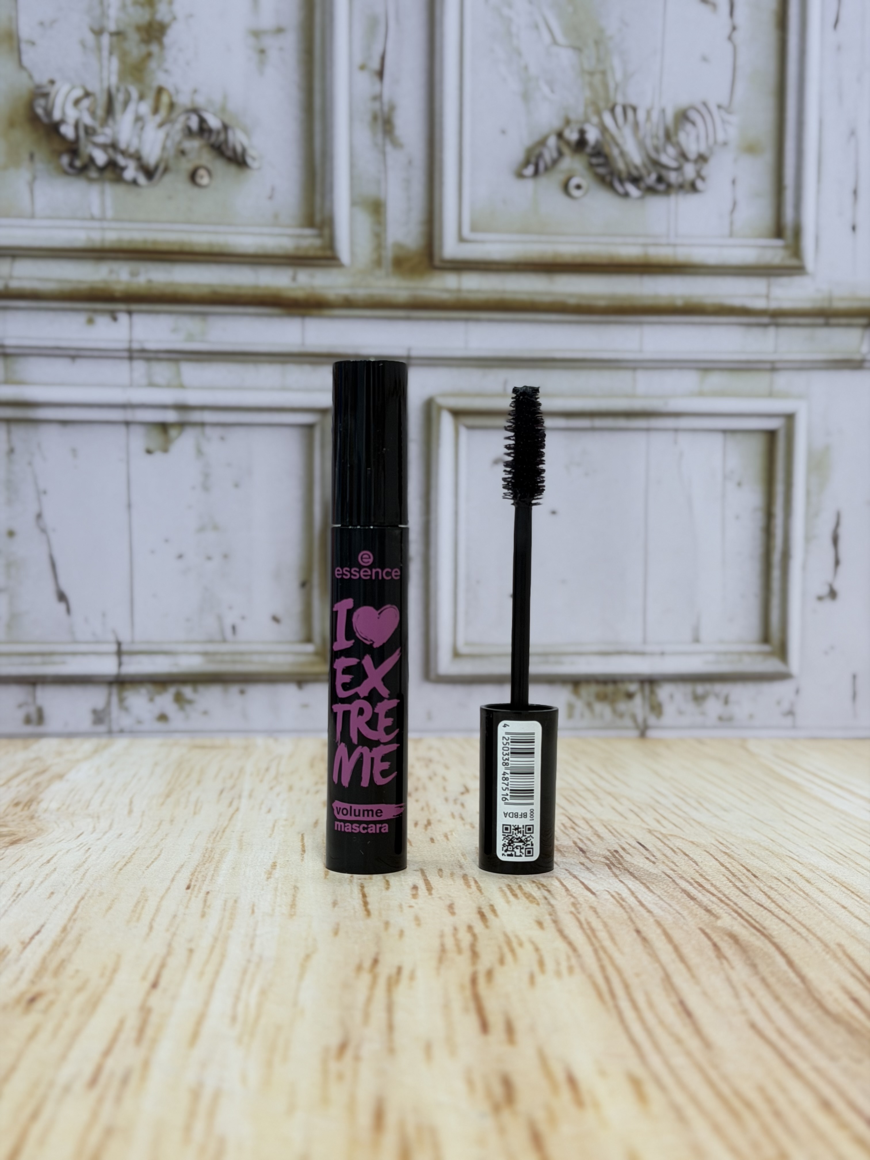 ریمل مشکی برند essence(اورجینال)