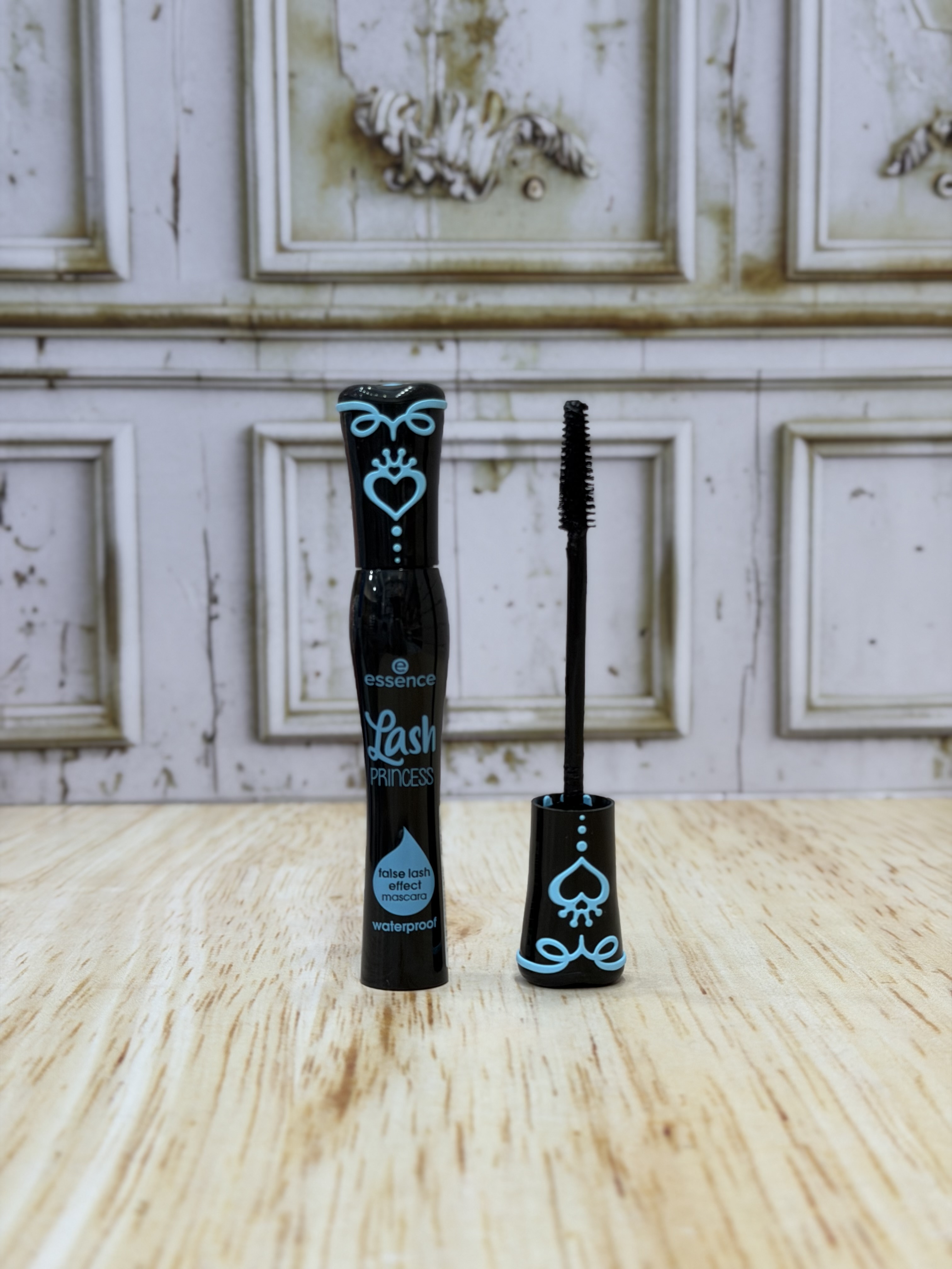 ریمل لش پرنسس آبی برند essence(اورجینال)