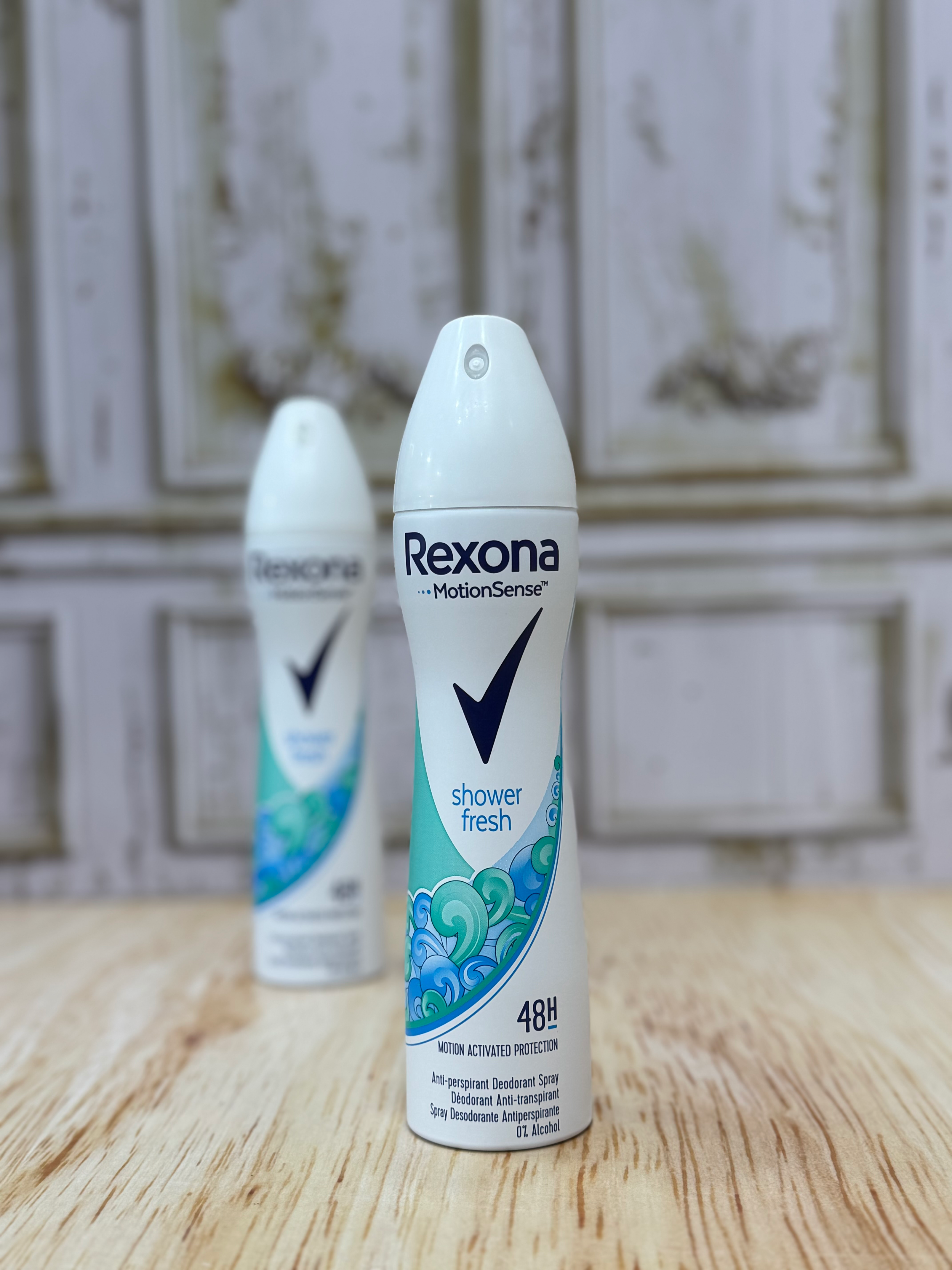 اسپری بدن زنانه رایحه shower fresh برندRexona